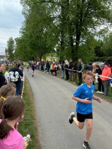 037b9cd3-f43c-4429-bf28-e87950c99f9f