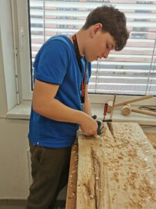 25df546d-dac4-479b-aeca-f8e3bf1d9387