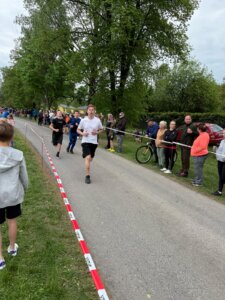 3c3b7981-2e51-4e46-9b85-b376cb909264