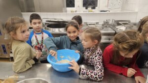 601348649_1274101317857808_9124719626015991198_n