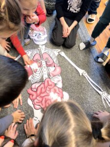 619696070_1299606705307269_8512529151660173292_n