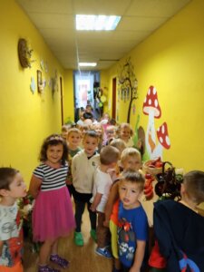 76f5fdf1-dbb5-41a0-a177-44947ff7a640