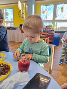 9e8723f9-9344-45ae-986d-d0dbfaa06374