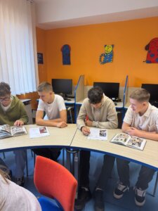 EFF9E8AE-E0DE-479A-9A26-90F168FF70EF