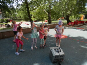 OLYMPUS DIGITAL CAMERA