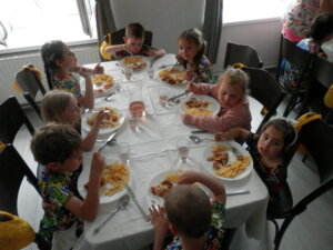 OLYMPUS DIGITAL CAMERA