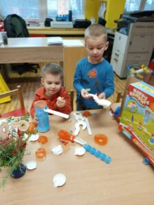 a8efd0ff-9048-459d-a03c-d91d2812c369