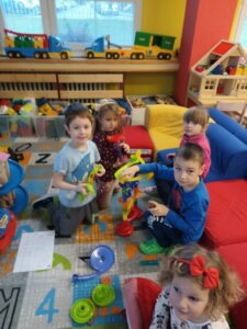 e48395f8-e228-4b55-b619-e44ea1c32037