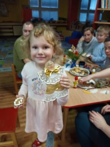 ea3c2aa3-2872-42dc-8359-bf4ce1d50bce